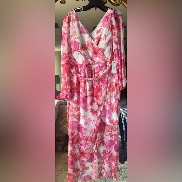 Floral Pink Maxi Dress - Picture 1 of 6